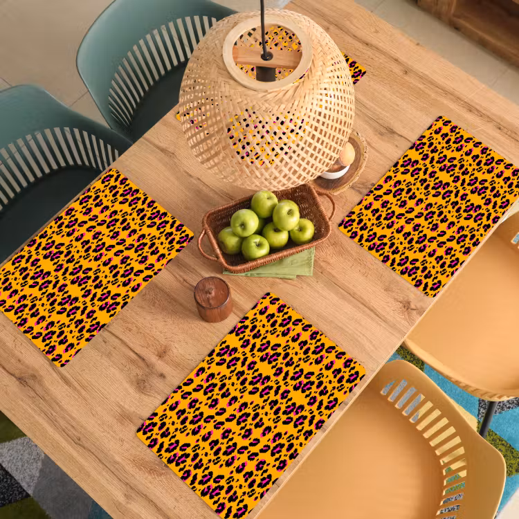 Oranje - Roze - Panterprint Placemat vinyl groot 368 -zzsfeer5_Kitchenyeah-website