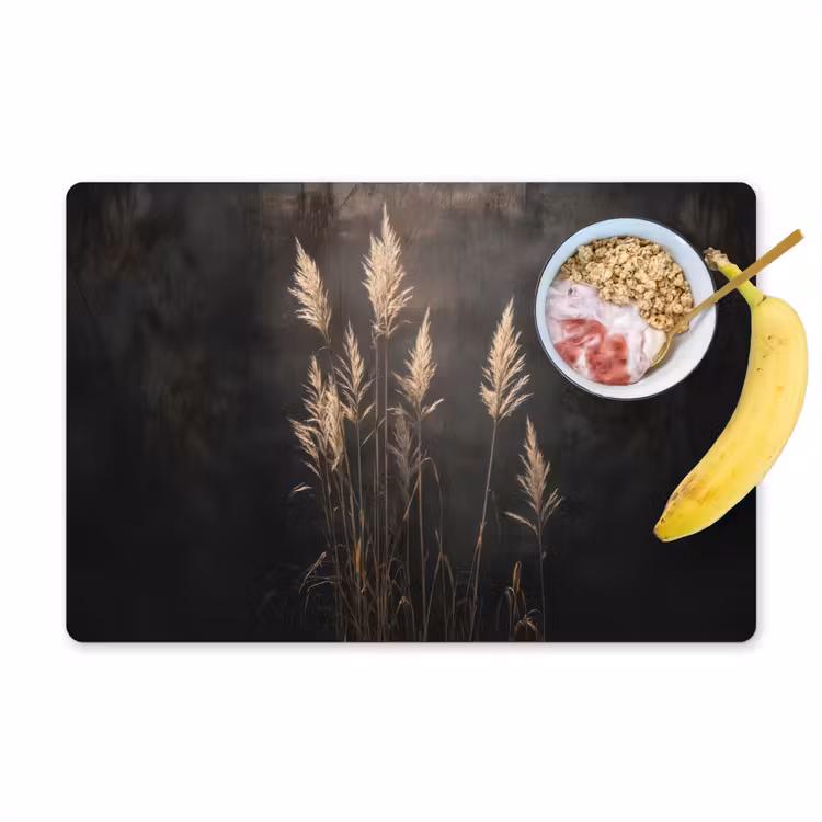 Siergras - Pluimen - Verlichting - Zwart Placemat vinyl groot -zzzproduct_Kitchenyeah-website