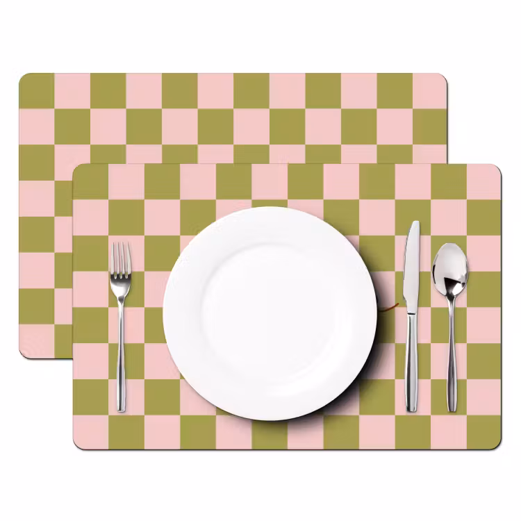 Patroon - Geblokt - Olijfgroen - Amore Placemat vinyl groot -zzsfeer2_Kitchenyeah-website