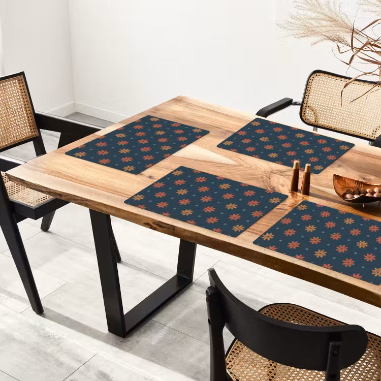 Patroon - Sneeuwvlokken - Blauw Placemat vinyl groot 368 -zzsfeer4_Kitchenyeah-website