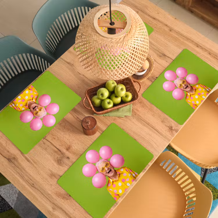 Mens - Ballonnen - Feest - Kleurrijk - Roze Placemat vinyl groot -zzsfeer5_Kitchenyeah-website