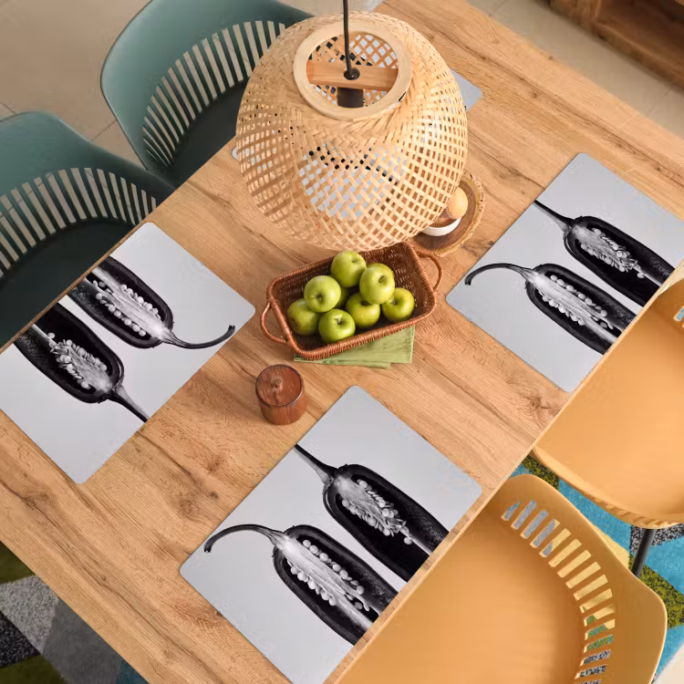 Pepers - Zwart - Wit - Zaadlijsten Placemat vinyl groot -zzsfeer5_Kitchenyeah-website