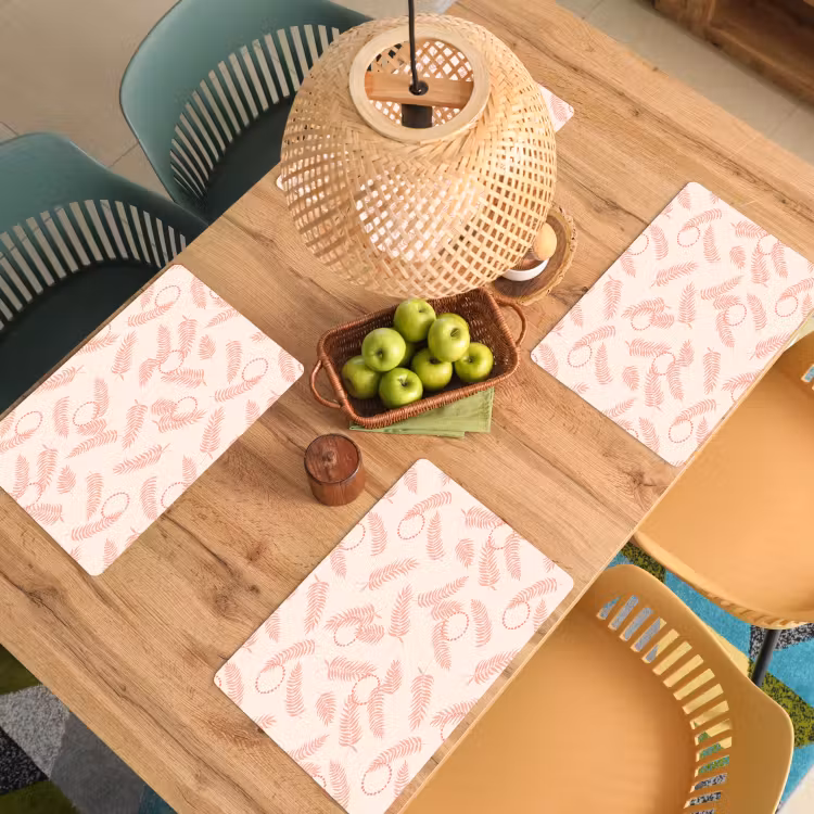 Roze - Veren - Patroon Placemat vinyl groot 368 -zzsfeer5_Kitchenyeah-website
