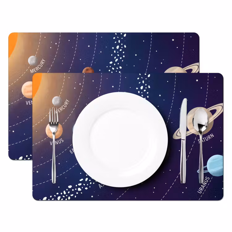 Planetenstelsel - Ruimte - Illustratie Placemat vinyl groot -zzsfeer2_Kitchenyeah-website