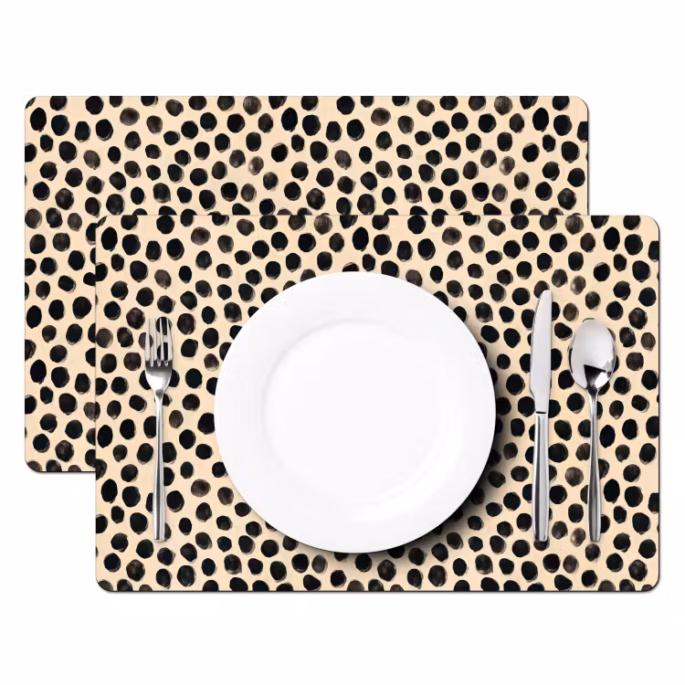 Stippen - Patroon - Zwart Placemat vinyl groot 368 -zzsfeer2_Kitchenyeah-website