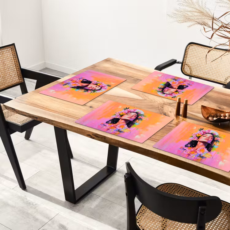 Portret - Bloemenkroon - Vrouw Placemat vinyl groot -zzsfeer4_Kitchenyeah-website