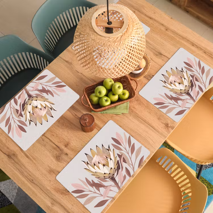 Protea - Bloem - Botanisch - Beige Placemat vinyl groot -zzsfeer5_Kitchenyeah-website