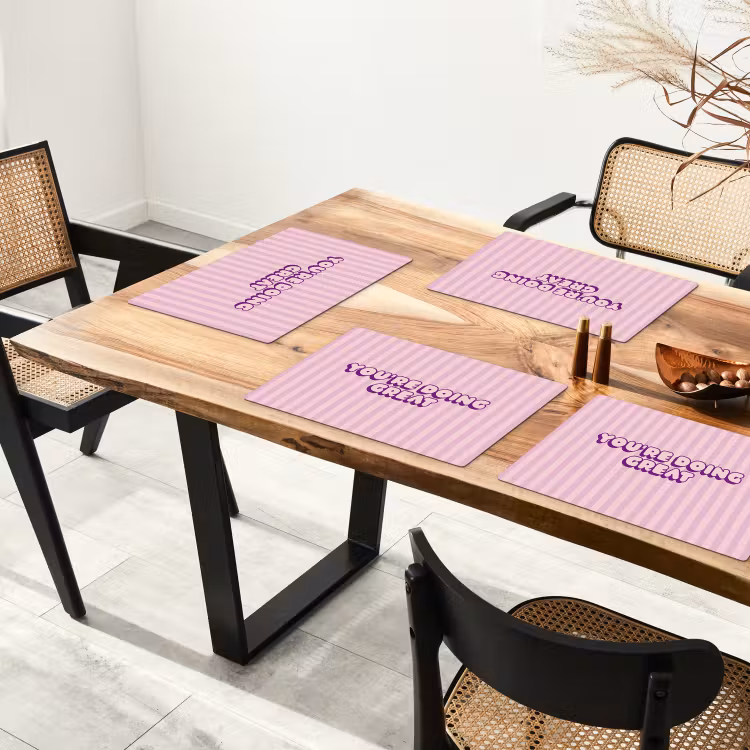 Paars - Strepen - You're doing great - Schaduw Placemat vinyl groot -zzsfeer4_Kitchenyeah-website