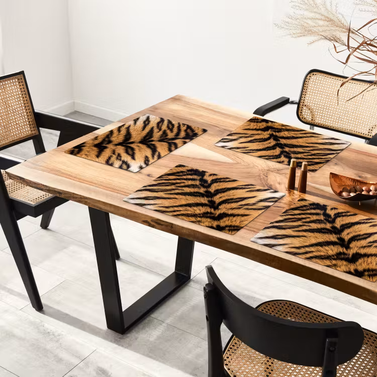 Realistisch - Tijgervacht - Zwart Placemat vinyl groot -zzsfeer4_Kitchenyeah-website