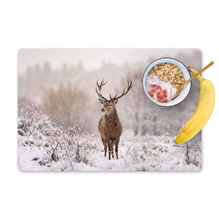 Edelhert - Bos - Sneeuw - Winter - Majestueus Placemat vinyl groot -zzzproduct_Kitchenyeah-website