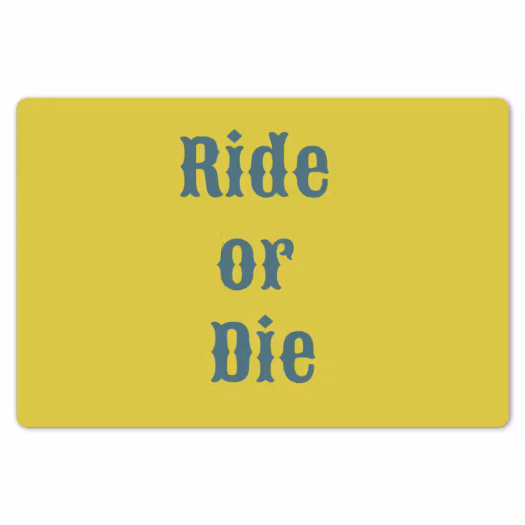 Ride or die - Geel - Blauw Placemat vinyl groot -zzsfeer1_Kitchenyeah-website