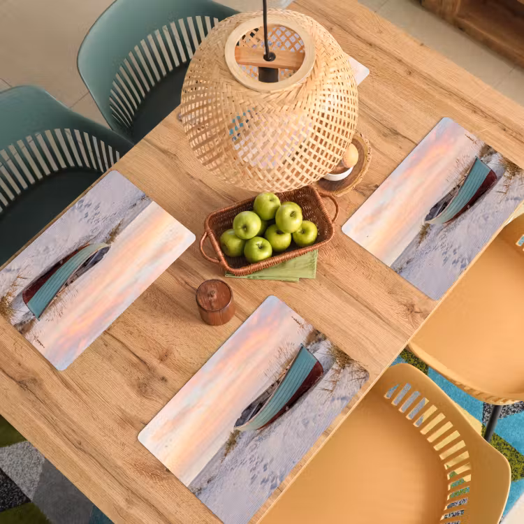 Rustiek - Roeiboot - Zandstrand Placemat vinyl groot -zzsfeer5_Kitchenyeah-website
