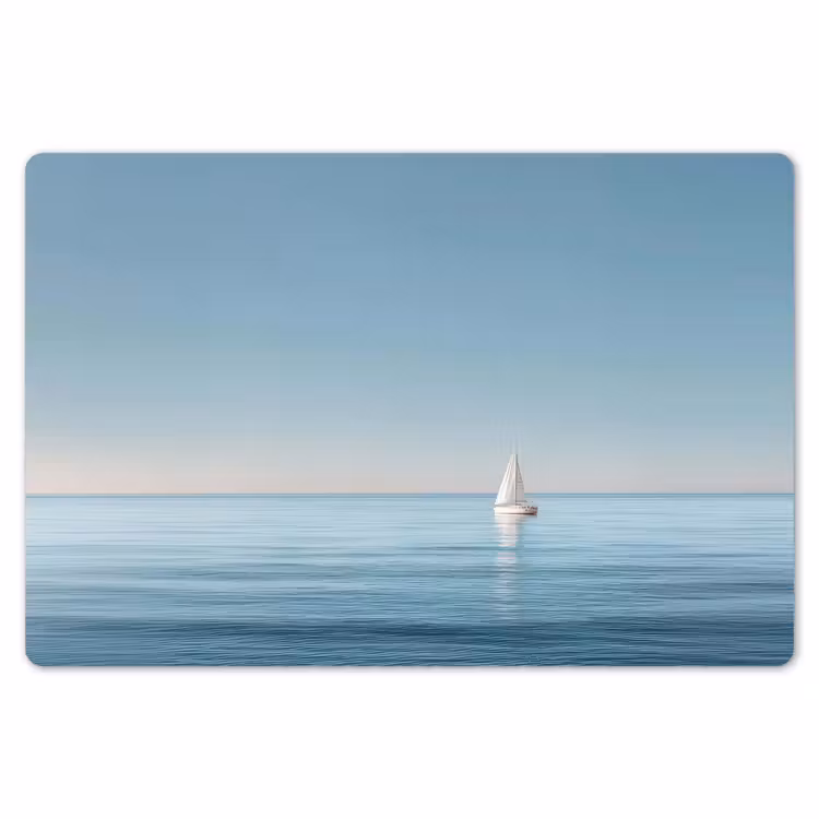Zeilbootje - Kalme zee - Helderblauwe hemel Placemat vinyl groot -zzsfeer1_Kitchenyeah-website