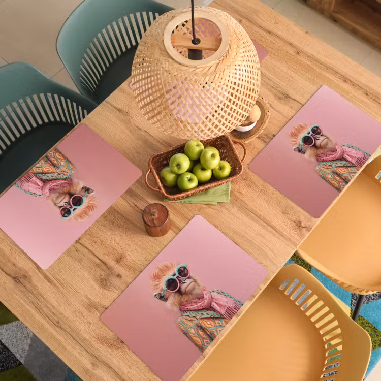 Sjaal - Aap - Zonnebril - Jasje Placemat vinyl groot -zzsfeer5_Kitchenyeah-website