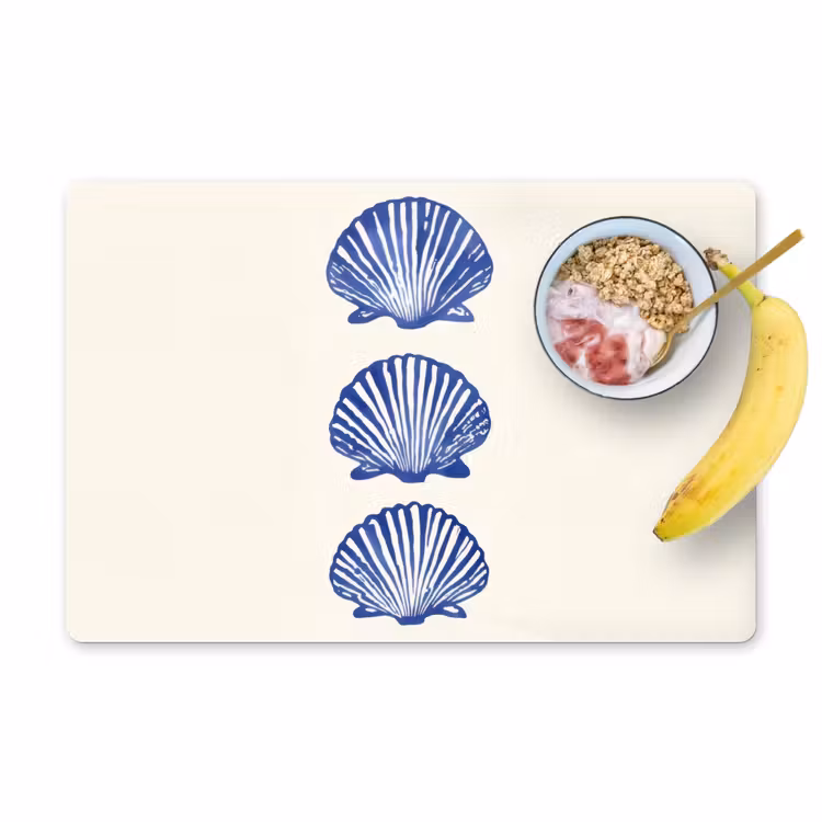 Schelpen - Blauw - Patroon Placemat vinyl groot -zzzproduct_Kitchenyeah-website