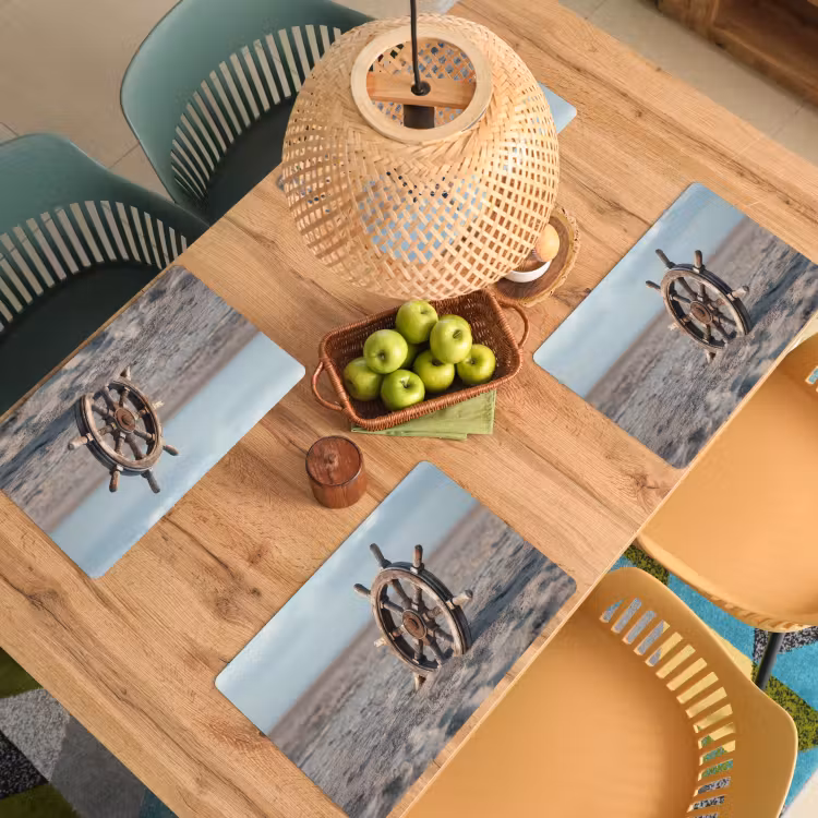 Scheepsstuur - Hout - Bruin - Zand Placemat vinyl groot -zzsfeer5_Kitchenyeah-website