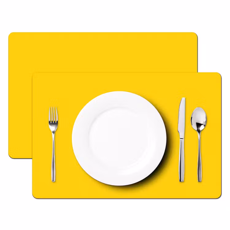 Smile - Geel - Roze Placemat vinyl groot -zzsfeer2_Kitchenyeah-website