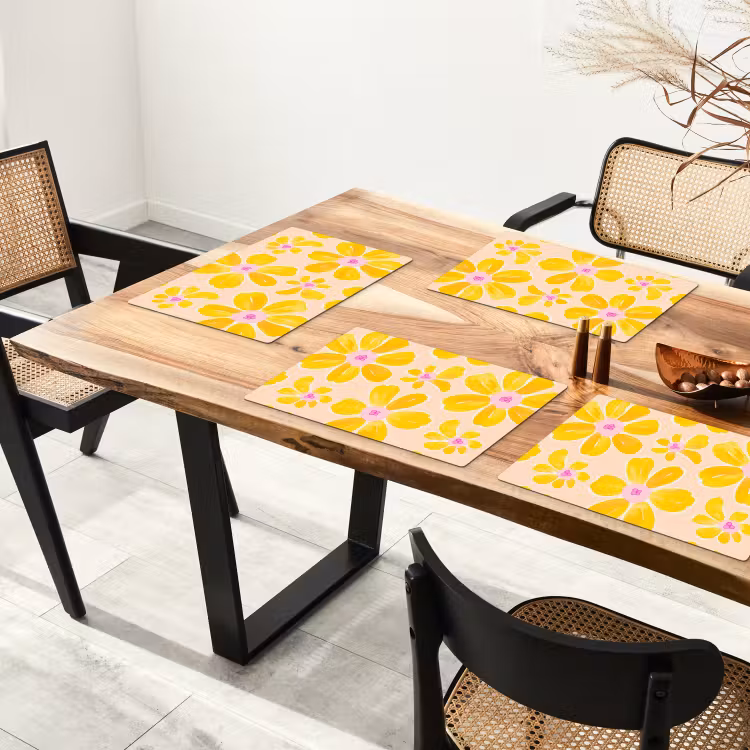 Zomers - Bloemen - Geel Placemat vinyl groot 368 -zzsfeer4_Kitchenyeah-website