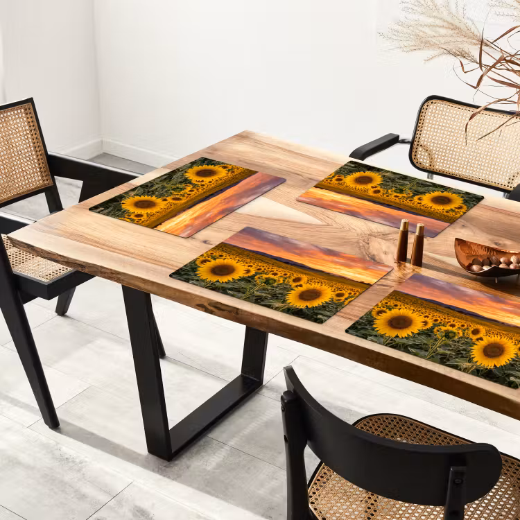 Zonnebloemen - Heuvellandschap - Geel Placemat vinyl groot -zzsfeer4_Kitchenyeah-website
