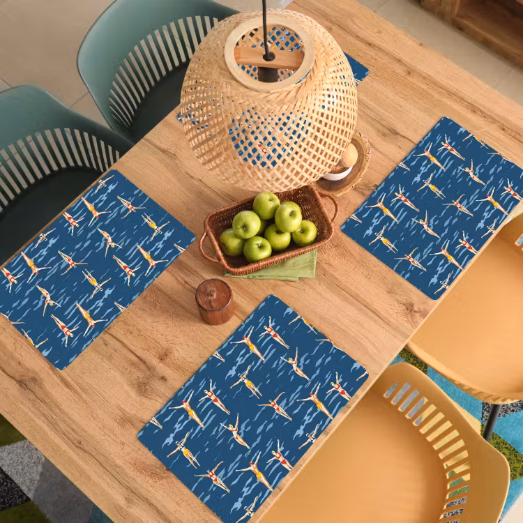Zwemsters- Retro - Blauw Placemat vinyl groot 368 -zzsfeer5_Kitchenyeah-website