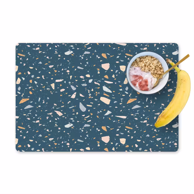 Terrazzo - Patroon - Kleurrijk - Diep blauw Placemat vinyl groot 368 -zzzproduct_Kitchenyeah-website