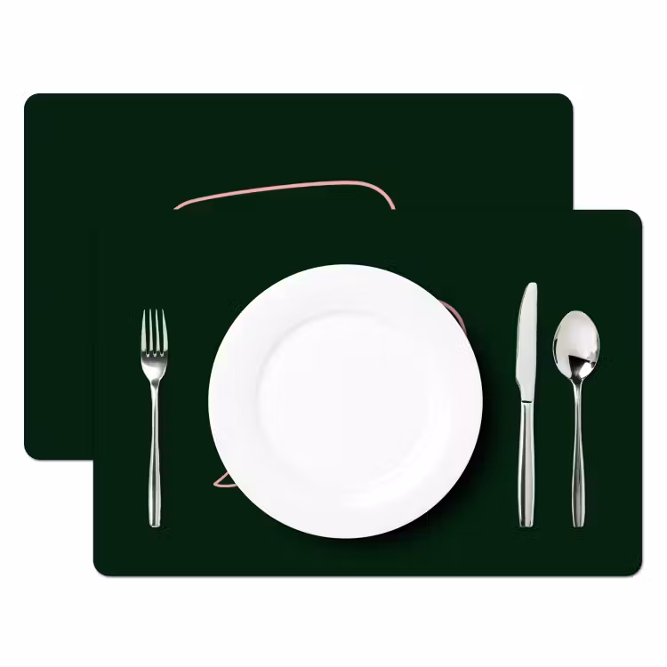 Tekstwolkje - Donkergroen - BLAH BLAH BLAH Placemat vinyl groot -zzsfeer2_Kitchenyeah-website