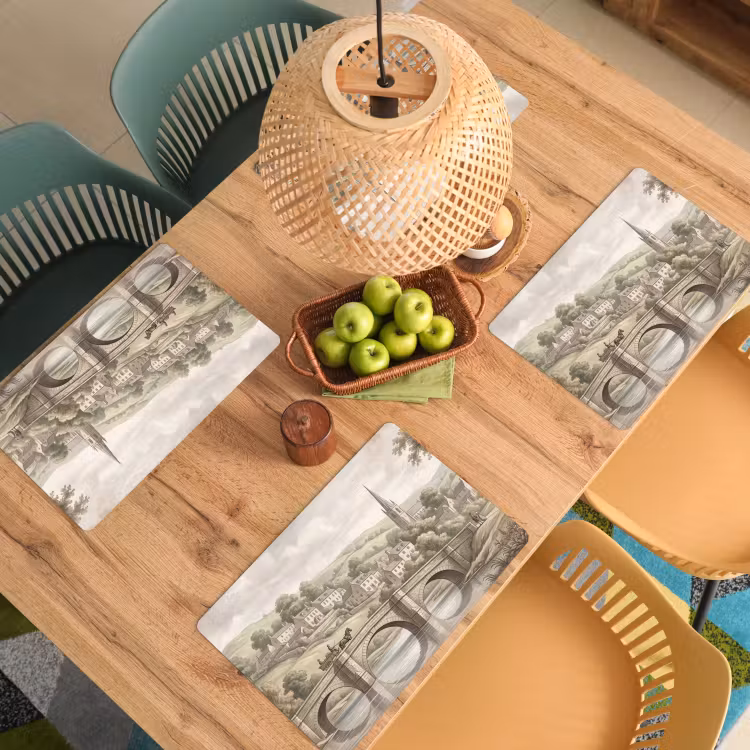 Dorp - Brug - Uitzicht - Groen Placemat vinyl groot -zzsfeer5_Kitchenyeah-website