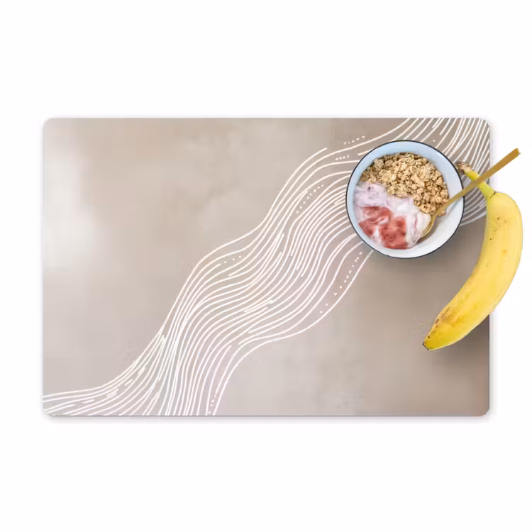 Golvende lijnen - Vloeiend - Zandkleurig Placemat vinyl groot -zzzproduct_Kitchenyeah-website