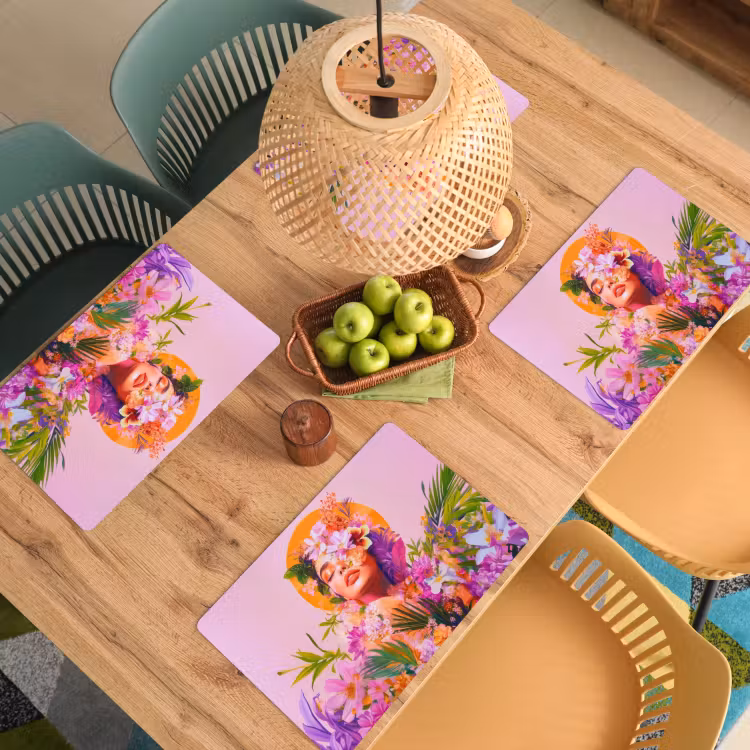 Vrouw - Abstract - Cirkel - Bloemen Placemat vinyl groot -zzsfeer5_Kitchenyeah-website