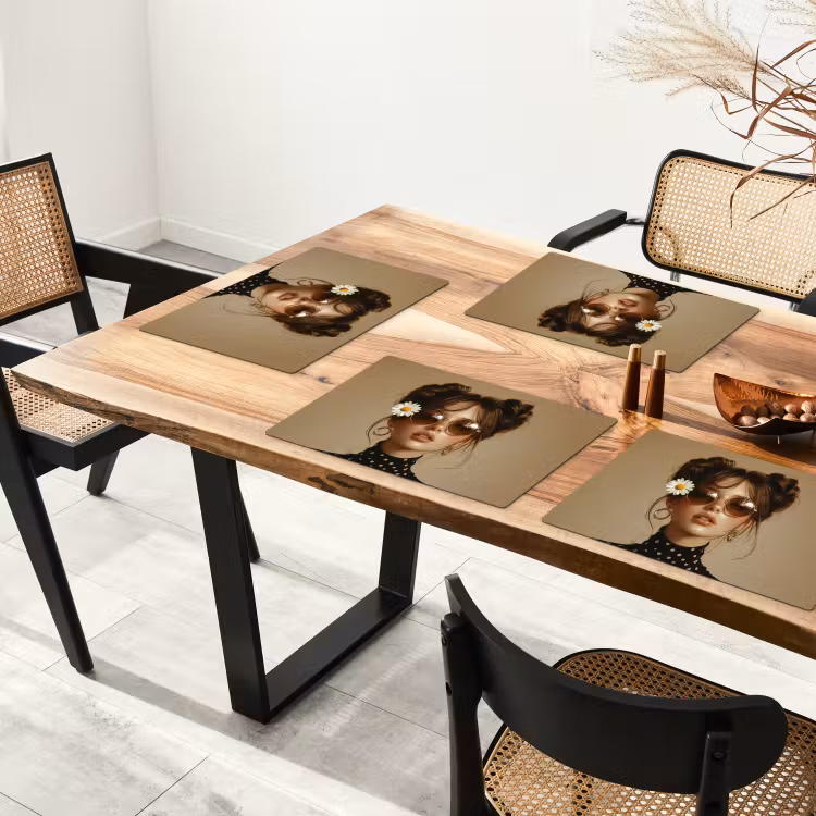 Vrouw - Beige - Bloem - Modern - Portret Placemat vinyl groot -zzsfeer4_Kitchenyeah-website