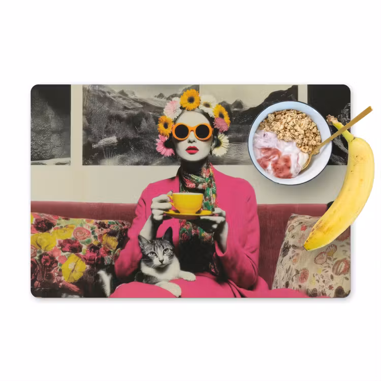 Vrouw - Kat - Bloemen - Kopje - Retro Placemat vinyl groot -zzzproduct_Kitchenyeah-website