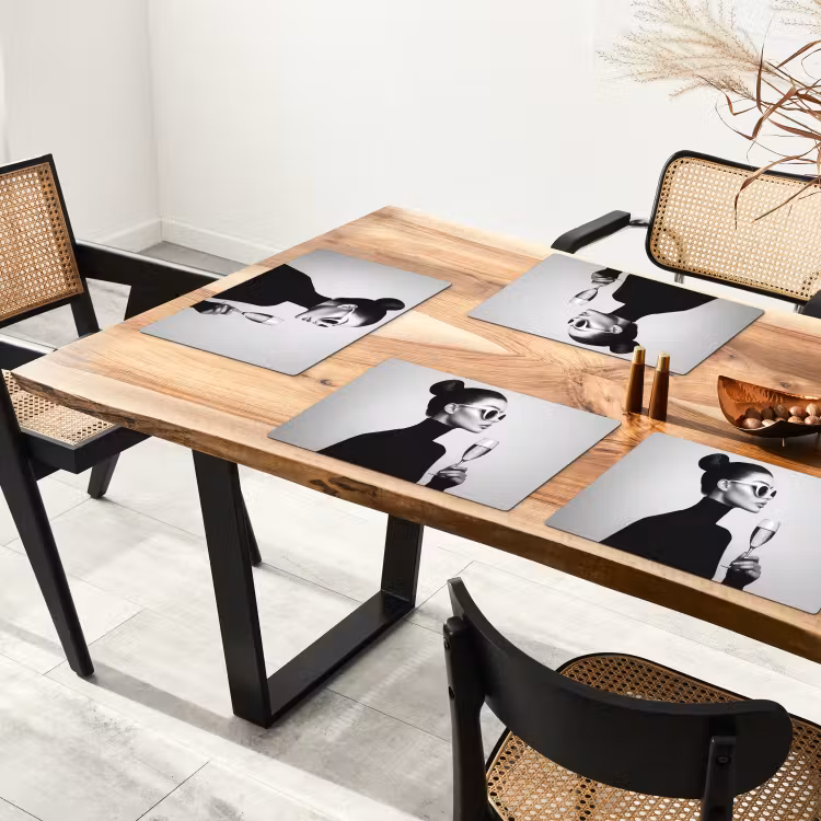 Vrouw - Champagne - Modern Placemat vinyl groot -zzsfeer4_Kitchenyeah-website
