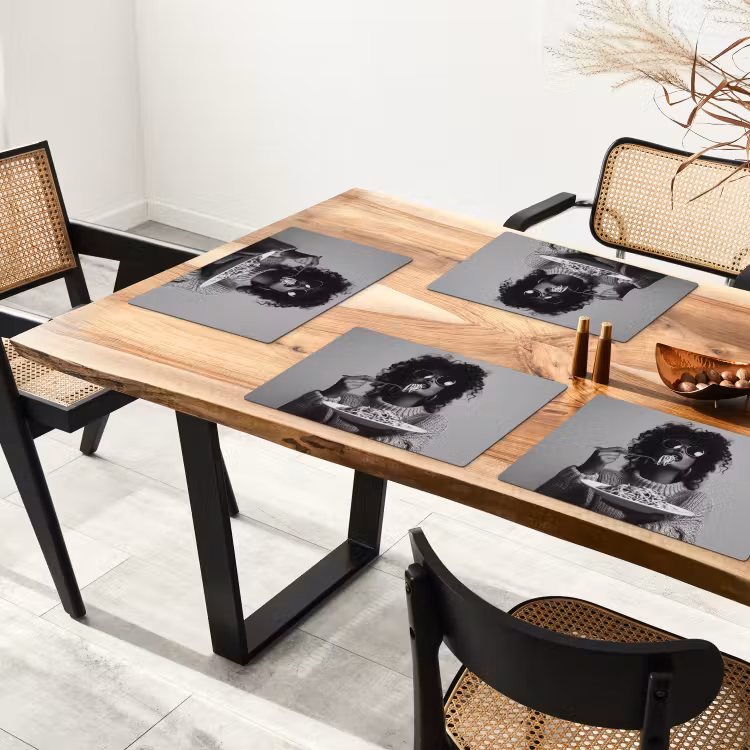 Vrouw - Pasta - Zwart - Wit Placemat vinyl groot -zzsfeer4_Kitchenyeah-website