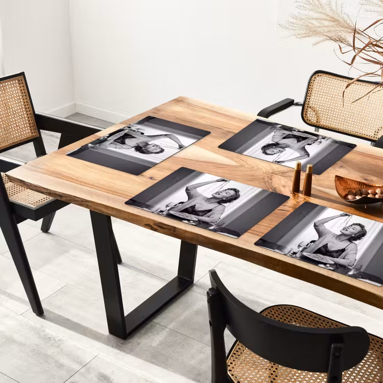 Vrouw - Spaghetti - Zwart - Wit Placemat vinyl groot -zzsfeer4_Kitchenyeah-website