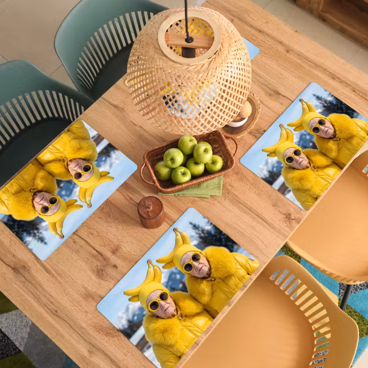 Vrouwen - Bananen - Geel Placemat vinyl groot -zzsfeer5_Kitchenyeah-website