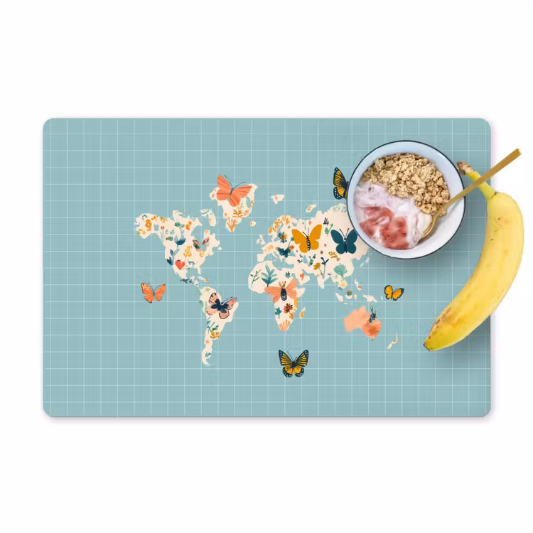 Wereldkaart - Vlinders - Dromerig Placemat vinyl groot -zzzproduct_Kitchenyeah-website