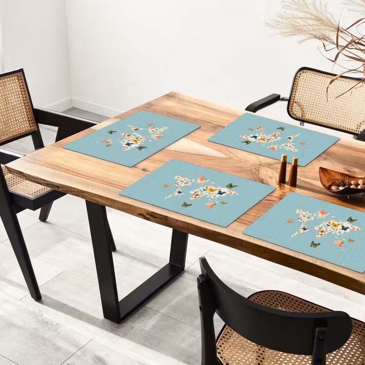 Wereldkaart - Vlinders - Dromerig Placemat vinyl groot -zzsfeer4_Kitchenyeah-website