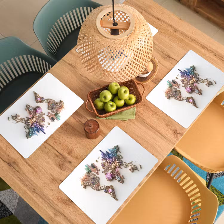 Wereldkaart - Kristallen - Unieke tinten Placemat vinyl groot -zzsfeer5_Kitchenyeah-website