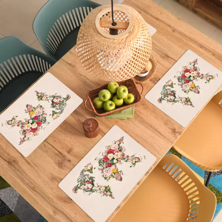 Wereldkaart - Bloemen - Roze Placemat vinyl groot -zzsfeer5_Kitchenyeah-website