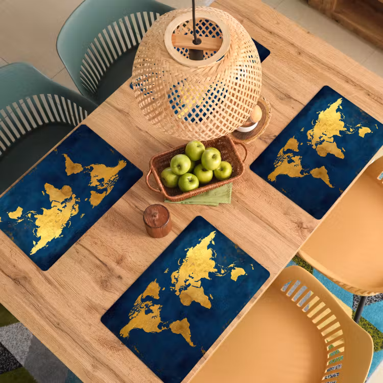 Wereldkaart - Goud - Donkerblauw Placemat vinyl groot -zzsfeer5_Kitchenyeah-website