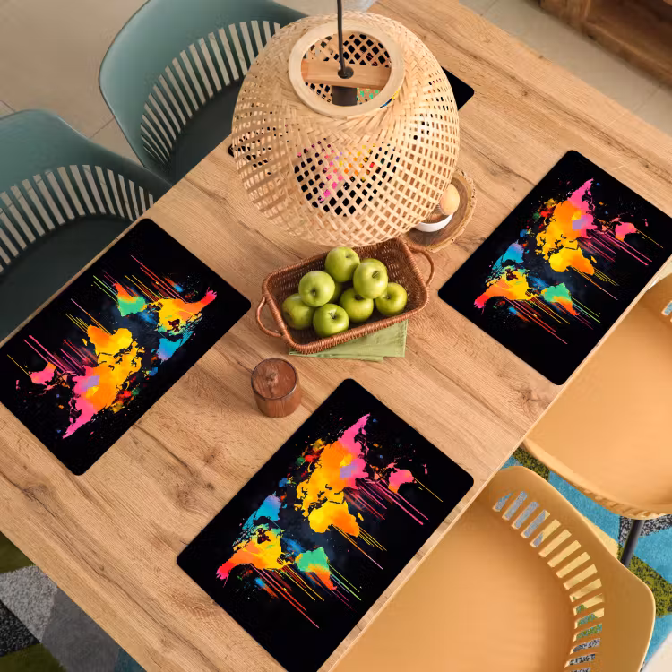 Wereldkaart - Verf - Kleurrijk - Graffiti - Wereld Placemat vinyl groot -zzsfeer5_Kitchenyeah-website
