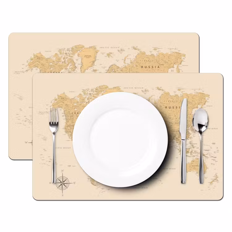 Wereldkaart - Realistisch - Beige Placemat vinyl groot -zzsfeer2_Kitchenyeah-website