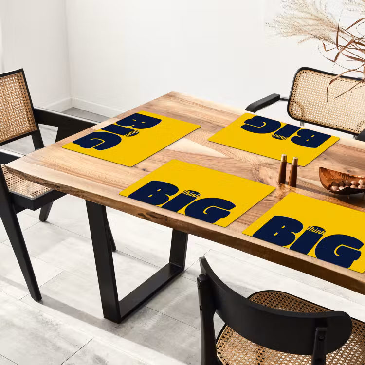 Geel - Think big - Grafisch Placemat vinyl groot -zzsfeer4_Kitchenyeah-website