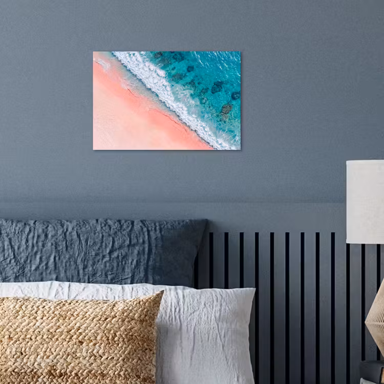 Strand - Oceaan - Golven - Roze Zand - Natuur poster papier klein -sfeer2