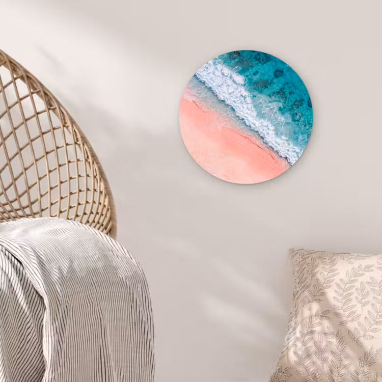 Strand - Oceaan - Golven - Roze Zand - Natuur Wandcirkel kunststof plaat 5mm dik klein -sfeer5