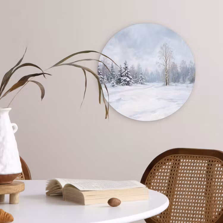 Bospad - Dennen - Sneeuw - Winter - Rustgevend Wandcirkel kunststof plaat 5mm dik klein -sfeer4