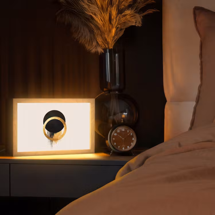 Abstract ontwerp - Zwarte cirkel - Verfvlekken Light Box met kabel (Tafellamp) klein -sfeer1