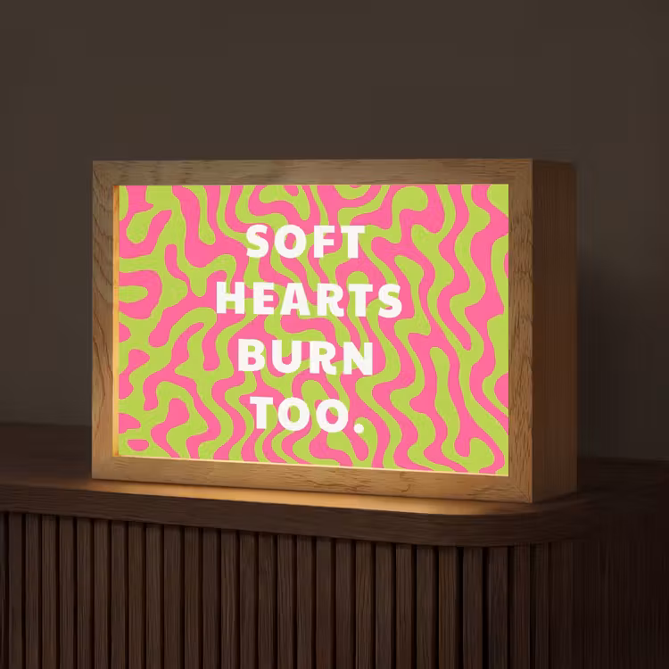 Abstract - Quote - Centraal - Roze Light Box met kabel (Tafellamp) klein -z3d_website