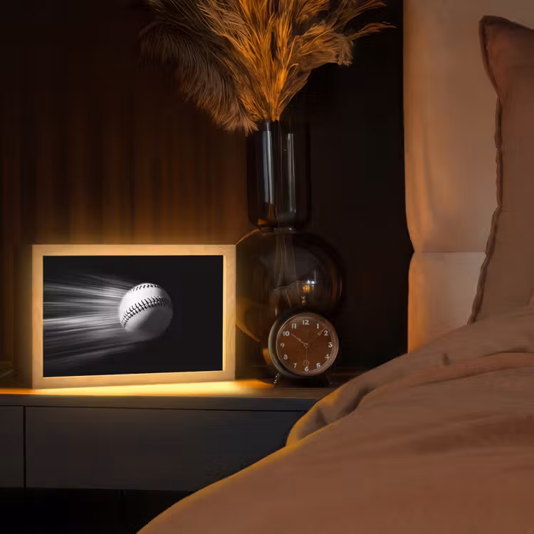 Honkbal - Wit - Vliegt Light Box met kabel (Tafellamp) klein -sfeer1