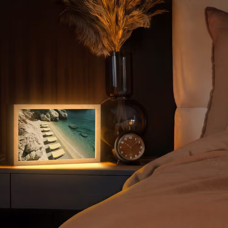 Strandbedden - Zee - Stenen - Baai Light Box met kabel (Tafellamp) klein -sfeer1